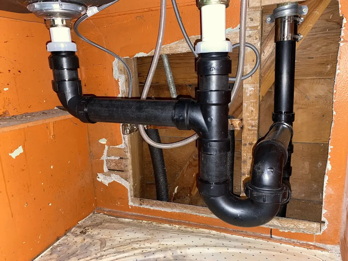Professional Pipe Bursting equipment and tools on the job in Elko New Market